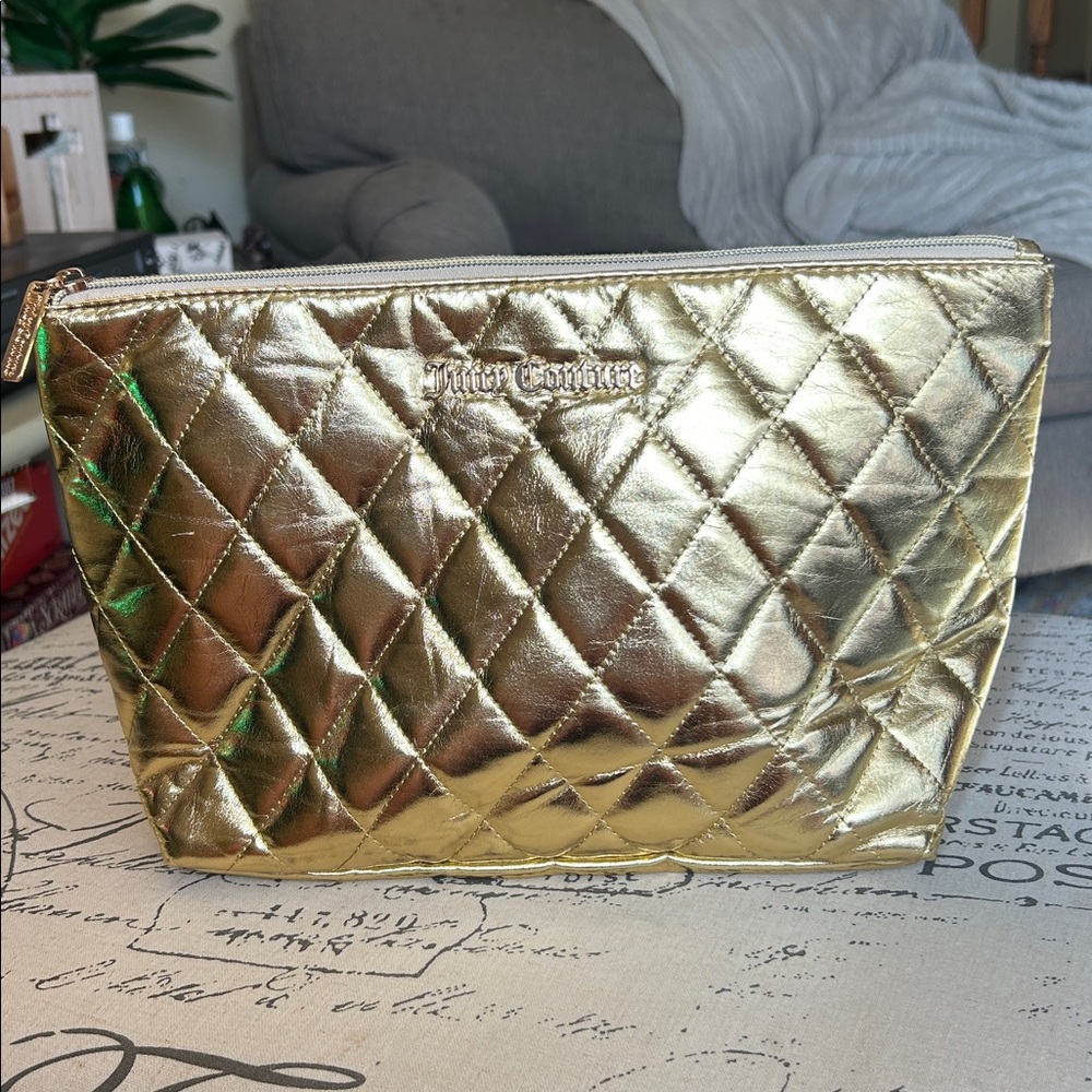 Juicy Couture Monogram Travel Cosmetic Makeup Large Travel Pouch Clutch Gold